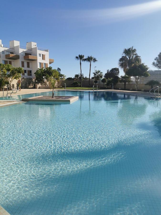 Appartement Modern Seafront Flat With A Private Garage *